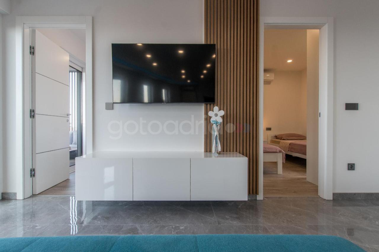 Seashell - Luxury Seaview Apartments Makarska Ngoại thất bức ảnh
